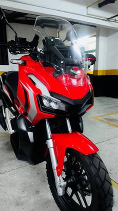 HONDA ADV 